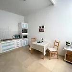 Galileo Palmas شقة *